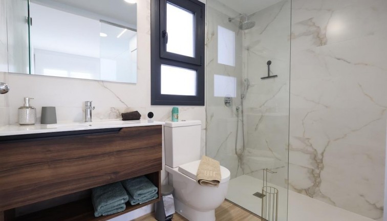 Resale - Apartment - Orihuela Costa - Villamartín