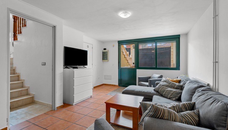 Jälleenmyynti - Erillistalo - Algorfa