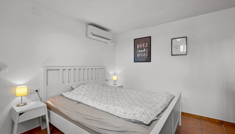 Jälleenmyynti - Erillistalo - Algorfa