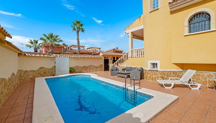 Jälleenmyynti - Erillistalo - Algorfa