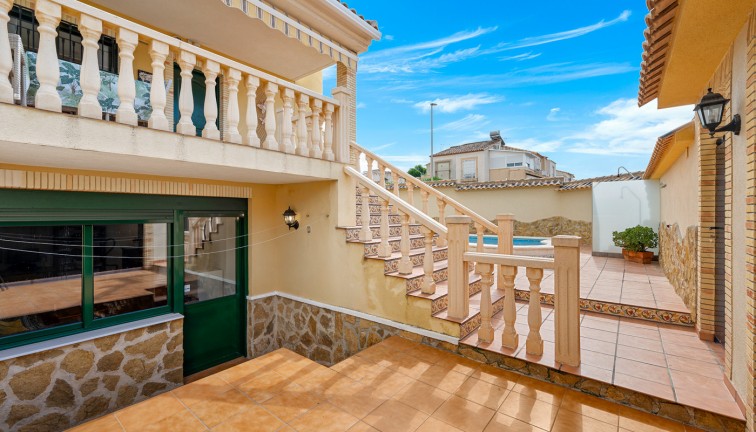 Jälleenmyynti - Erillistalo - Algorfa