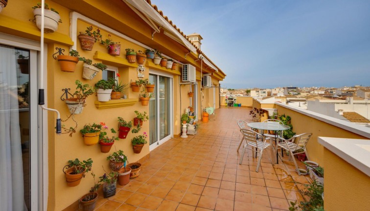 Reventa - Apartamento - Apartamento en el último piso - Pilar de la Horadada
