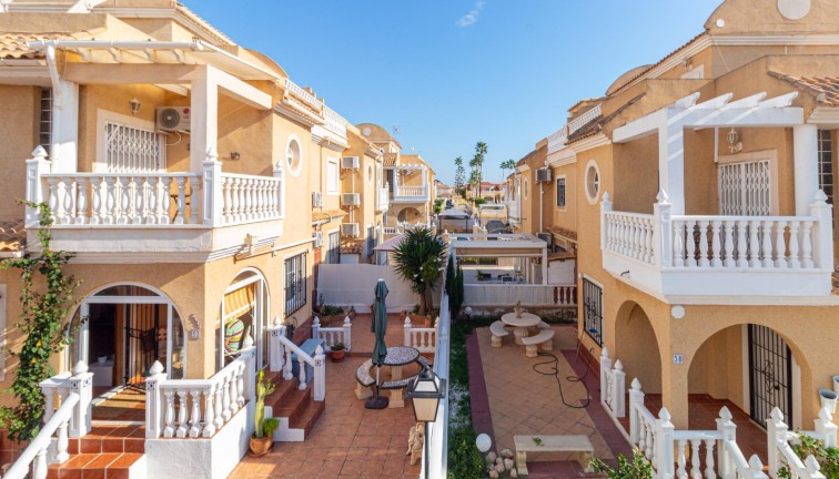 Reventa - Casa adosada - Orihuela Costa - Cabo Roig