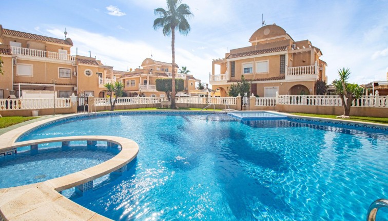 Reventa - Casa adosada - Orihuela Costa - Cabo Roig