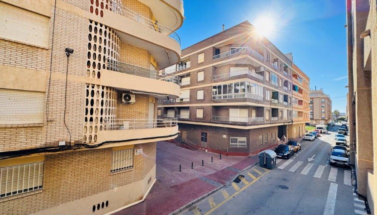 Jälleenmyynti - Asunto - La Mata - LA MATA