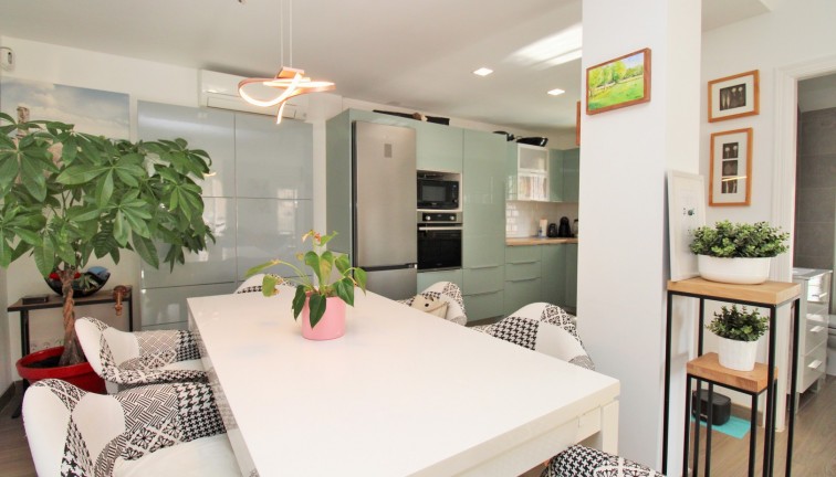 Reventa - Casa adosada - Villamartín