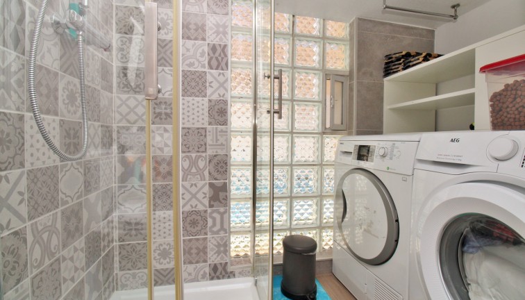 Reventa - Casa adosada - Villamartín