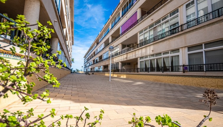 Reventa - Apartamento / piso - Orihuela Costa - Punta Prima