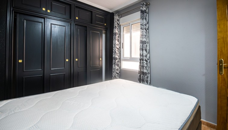 Reventa - Apartamento / piso - Orihuela Costa - Punta Prima