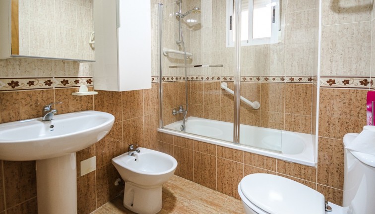 Reventa - Apartamento / piso - Orihuela Costa - Punta Prima