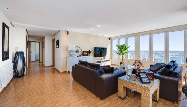 Jälleenmyynti - Asunto - Torrevieja - Acequion