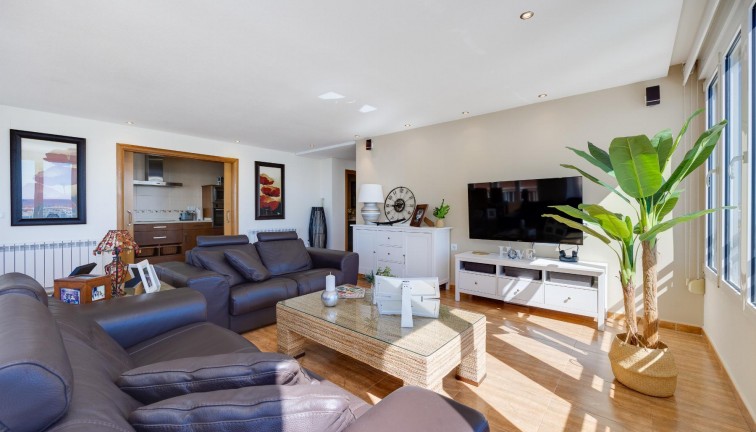 Jälleenmyynti - Asunto - Torrevieja - Acequion