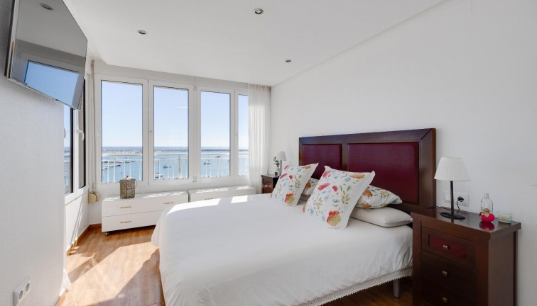 Jälleenmyynti - Asunto - Torrevieja - Acequion