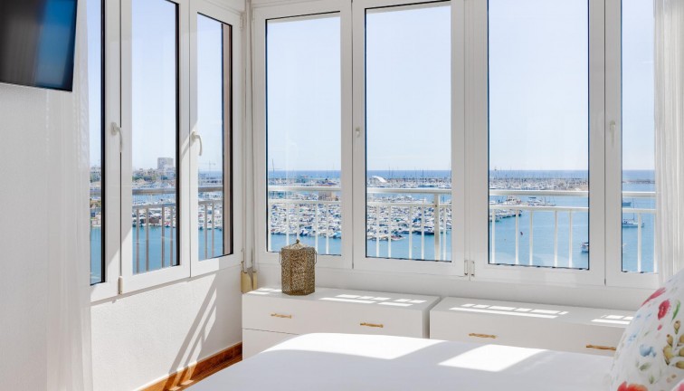 Jälleenmyynti - Asunto - Torrevieja - Acequion