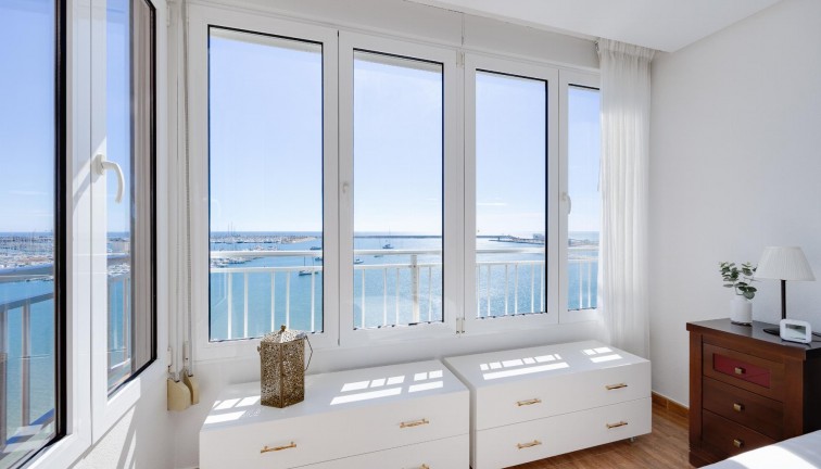 Jälleenmyynti - Asunto - Torrevieja - Acequion