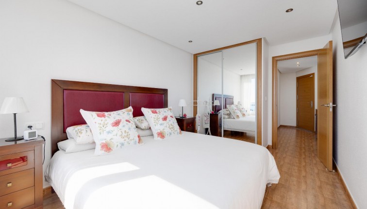 Jälleenmyynti - Asunto - Torrevieja - Acequion