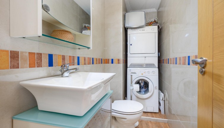 Jälleenmyynti - Asunto - Torrevieja - Acequion