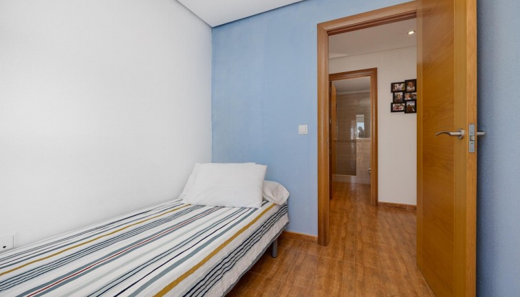 Jälleenmyynti - Asunto - Torrevieja - Acequion