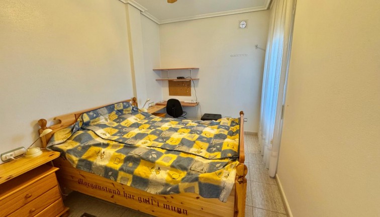 Resale - Apartment - Almoradí