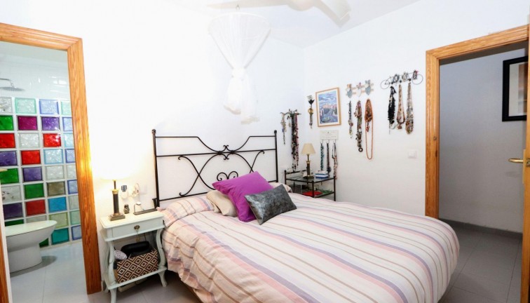 Reventa - Apartamento / piso - Torrevieja - Playa Flamenca