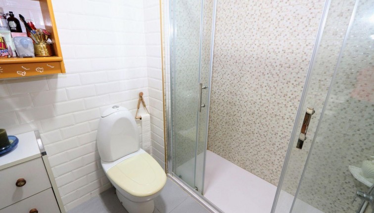 Reventa - Apartamento / piso - Torrevieja - Playa Flamenca