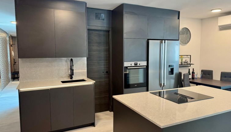 Reventa - Apartamento / piso - Torrevieja