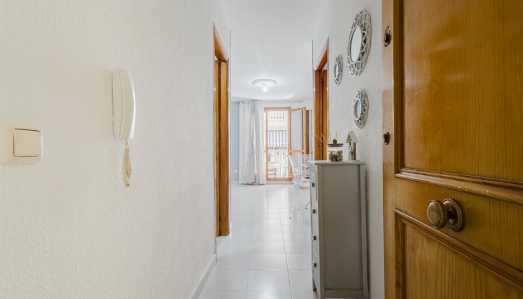 Återförsäljning - Lägenhet - Torrevieja - Acequion