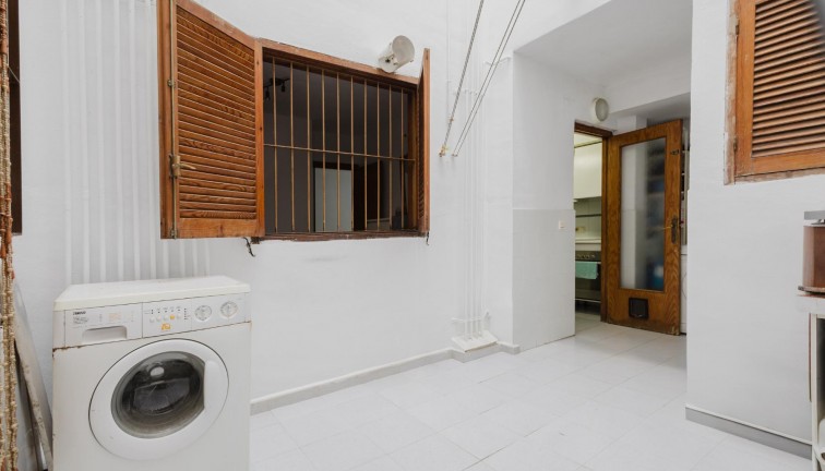 Återförsäljning - Lägenhet - Torrevieja - Acequion