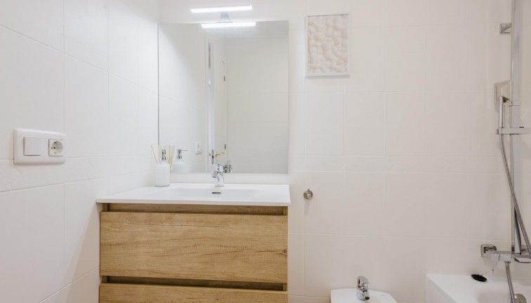 Reventa - Apartamento / piso - Torrevieja