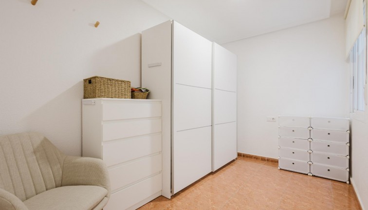 Reventa - Apartamento / piso - Torrevieja