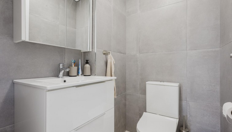 Reventa - Apartamento / piso - Torrevieja - Acequion