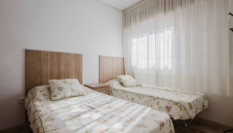 Reventa - Apartamento / piso - Torrevieja - Acequion