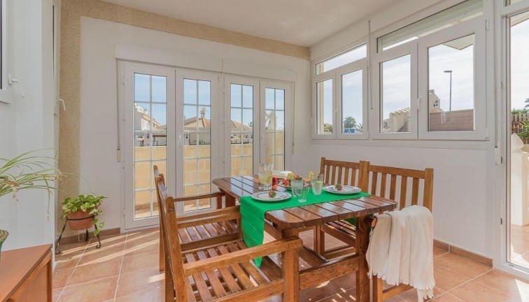 Reventa - Chalet - Orihuela Costa - La Zenia