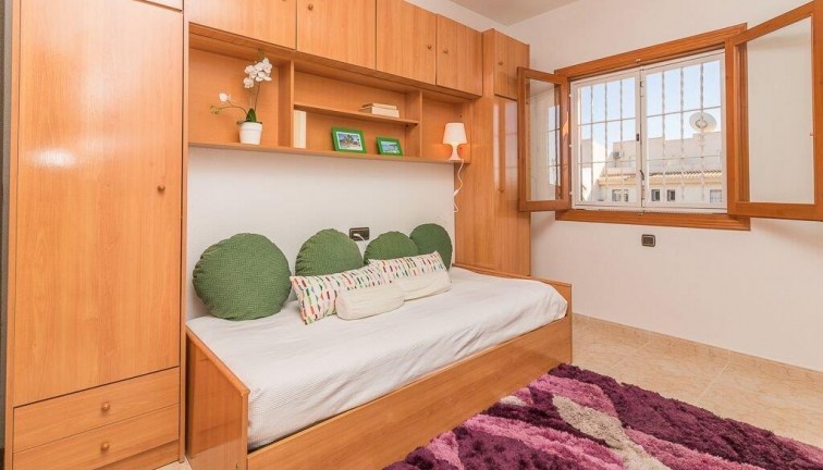 Reventa - Chalet - Orihuela Costa - La Zenia