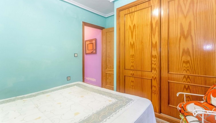 Resale - Chalet - Orihuela Costa - La Zenia