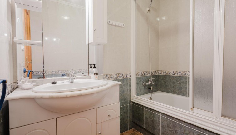 Reventa - Apartamento / piso - Torrevieja