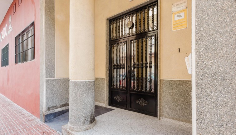 Reventa - Apartamento / piso - Torrevieja