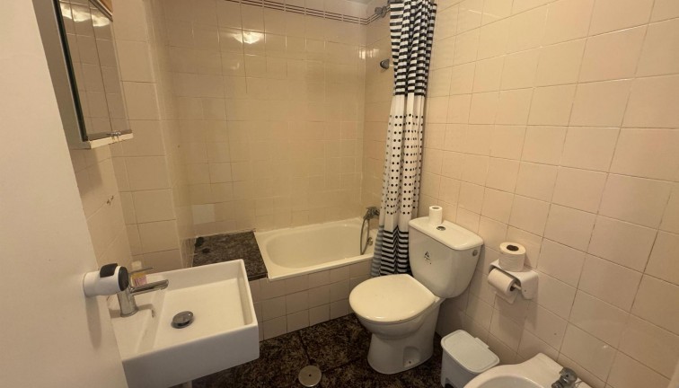 Återförsäljning - Lägenhet - Torrevieja - Acequion