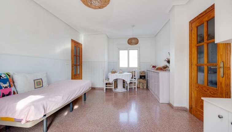 Resale - Apartment - Torrevieja
