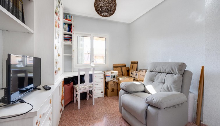 Resale - Apartment - Torrevieja