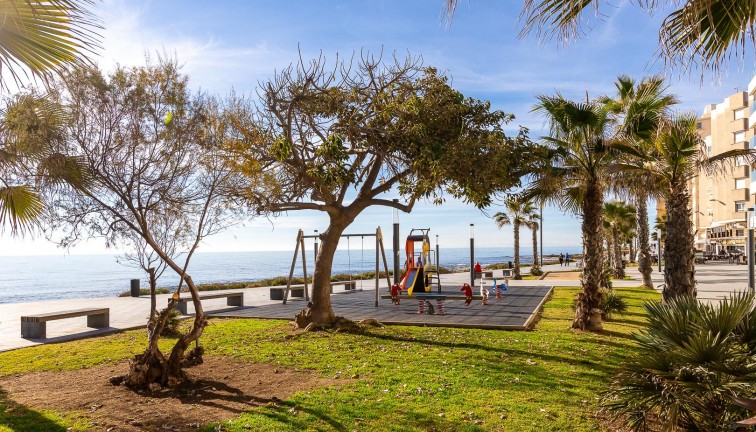 Resale - Apartment - Torrevieja