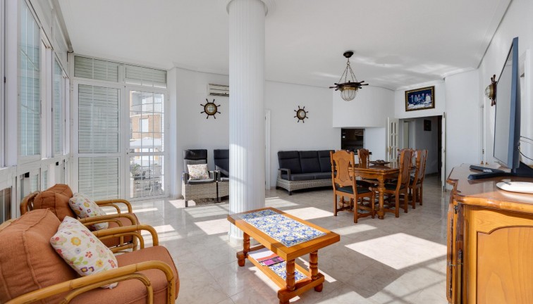 Reventa - Apartamento / piso - Torrevieja - Acequion