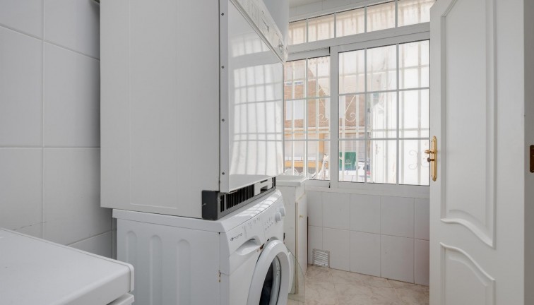 Reventa - Apartamento / piso - Torrevieja - Acequion