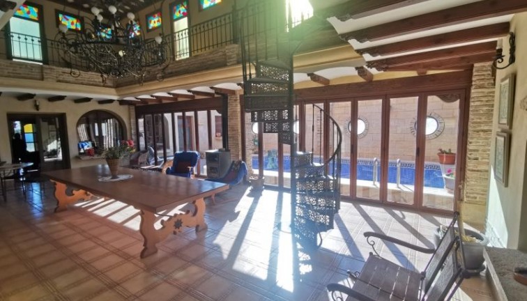 Reventa - Chalet - Orihuela