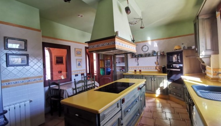 Reventa - Chalet - Orihuela