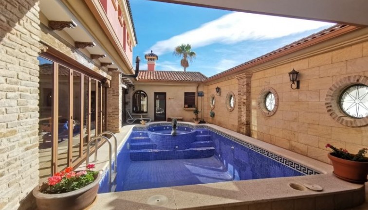 Reventa - Chalet - Orihuela