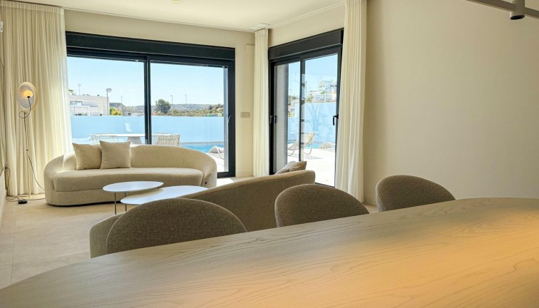 Uudistuotanto - Erillistalo - Rojales - Ciudad Quesada