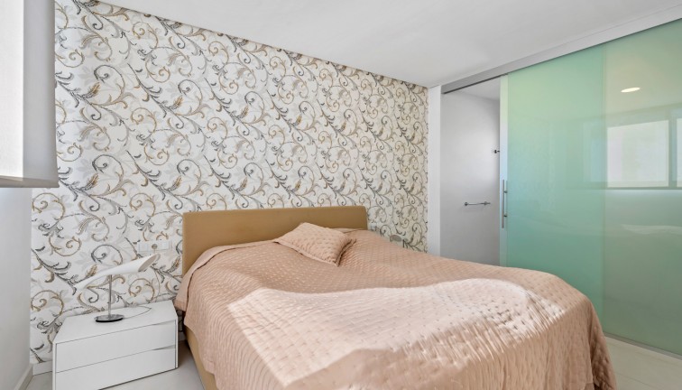 Resale - Bungalow - Torrevieja