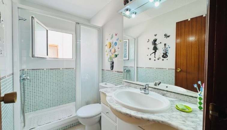 Jälleenmyynti - Asunto - La Mata - LA MATA