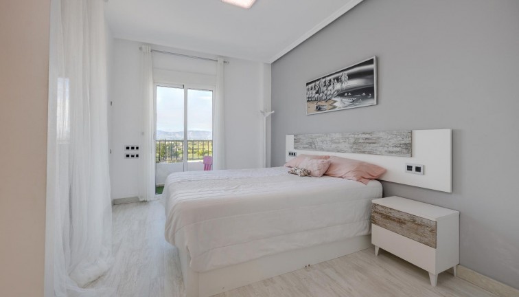 Reventa - Apartamento - Apartamento en el último piso - Almoradí